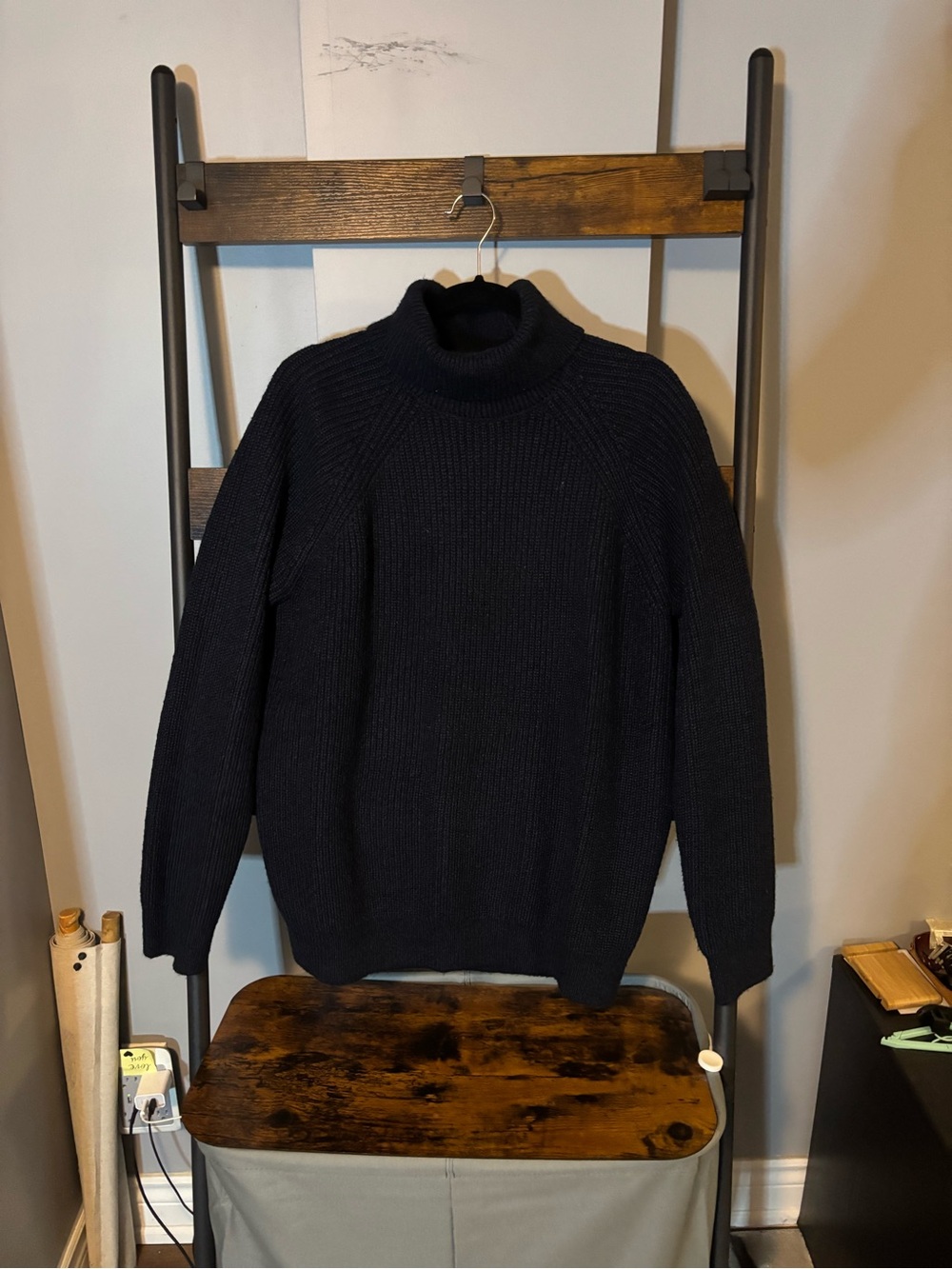 GAP Men's Dark Navy Ribbed Turtleneck Sweater